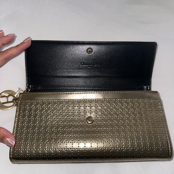 Dior metallic gold Wallet on Chain - Picture 8 of 12